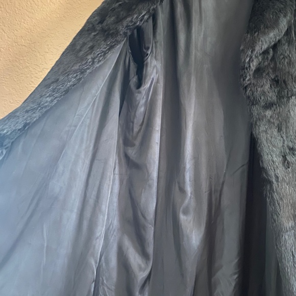 Fur Coat 100% Rabbit - Picture 4 of 9